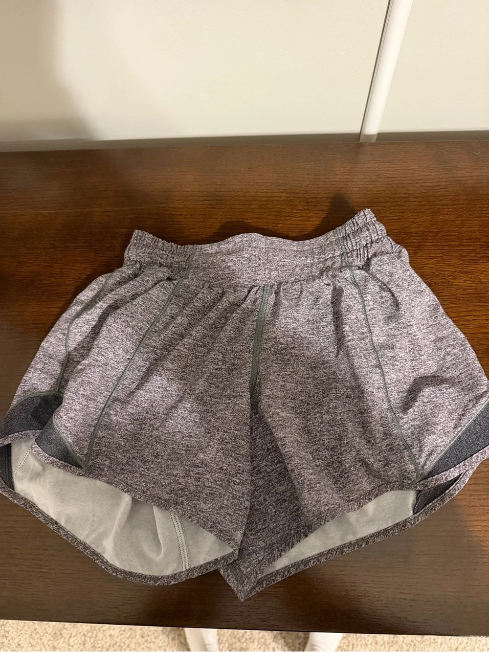 Lululemon hotty hot short